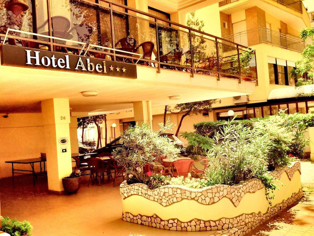 Hotel Abel & Residence เชเซนาติโก ภายนอก รูปภาพ